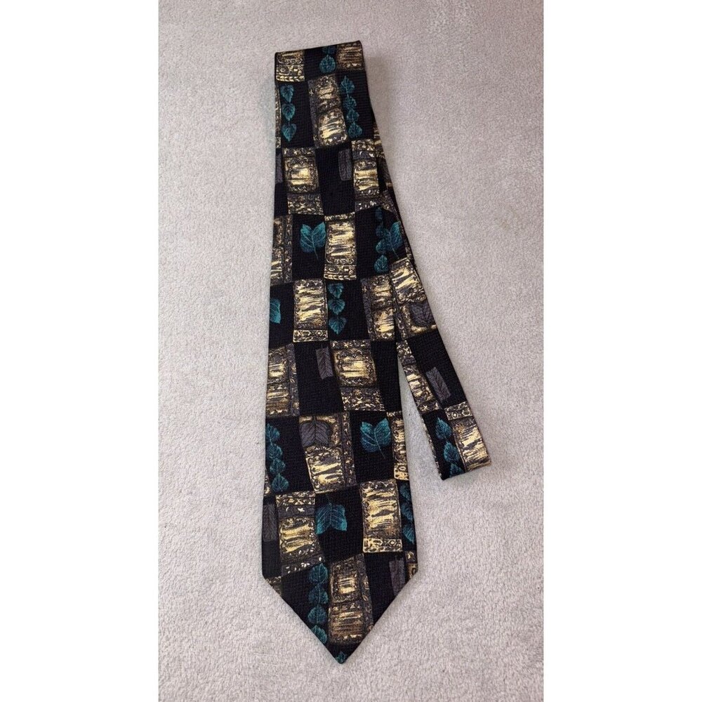 BUGATTI Men’s 100% Silk Necktie Made in Italy Tie